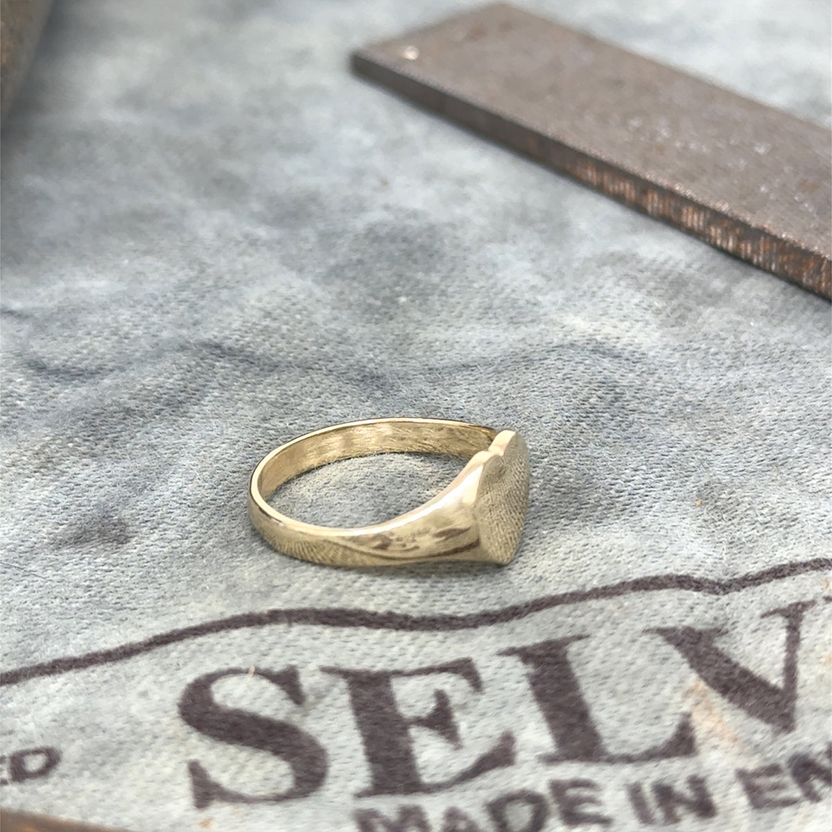 Heart Shaped Signet 9ct Yellow Gold Ring