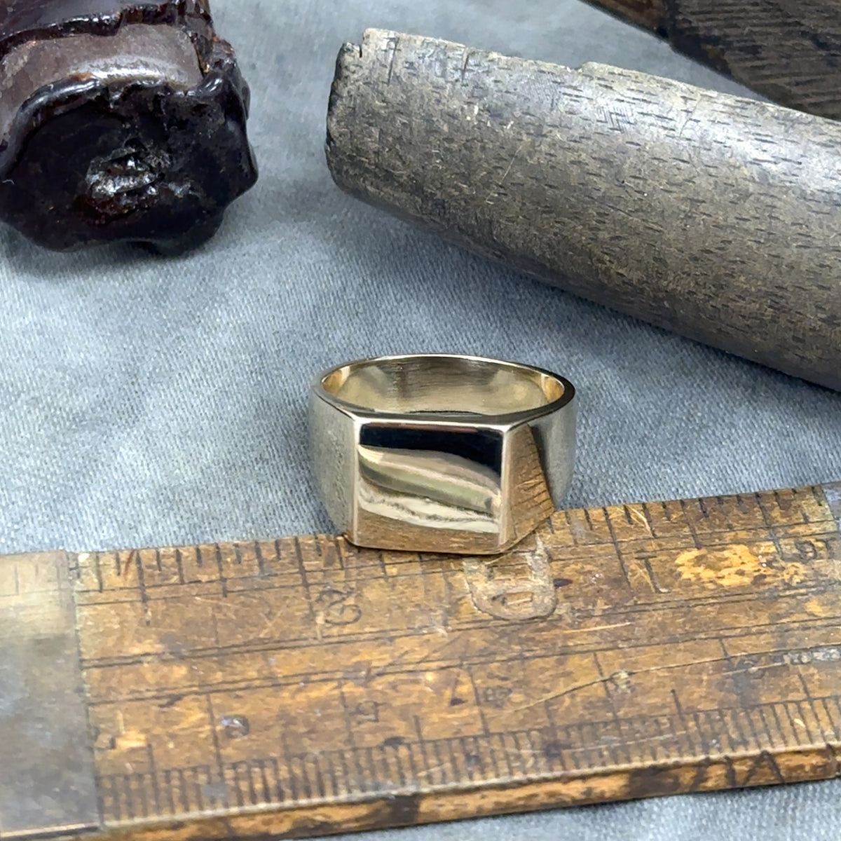 Square Signet 9ct Yellow Gold Ring
