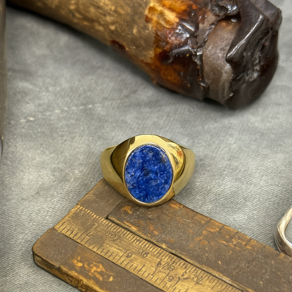 Lapis Lazuli Stone 18ct Yellow Gold Set Oval Signet Ring