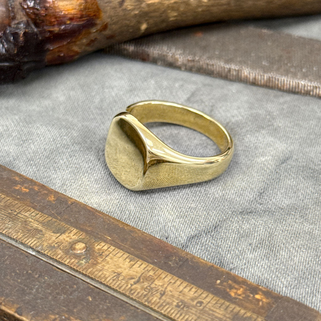 Cushion Signet 18ct Yellow Gold Ring